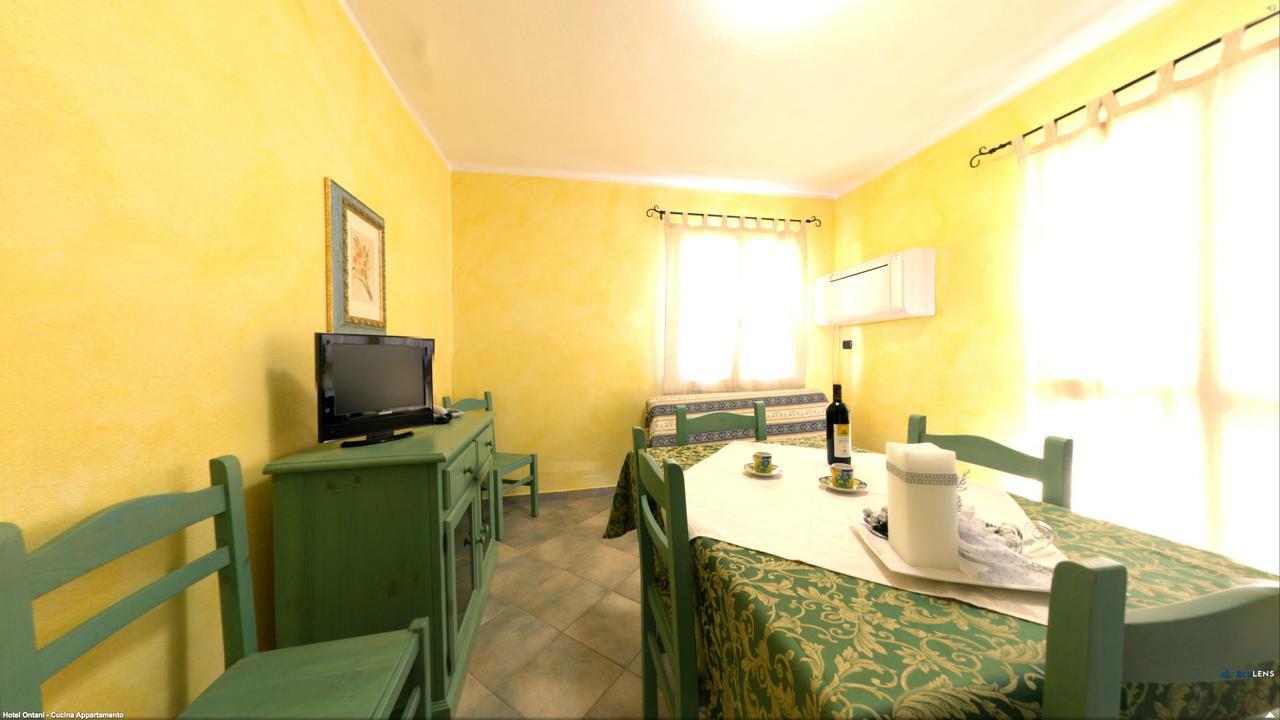 Residenza Gli Ontani Ξενοδοχείο Orosei Εξωτερικό φωτογραφία