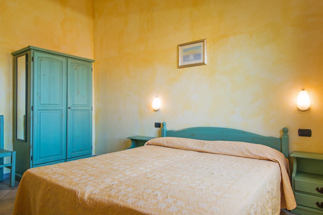 Residenza Gli Ontani Ξενοδοχείο Orosei Εξωτερικό φωτογραφία