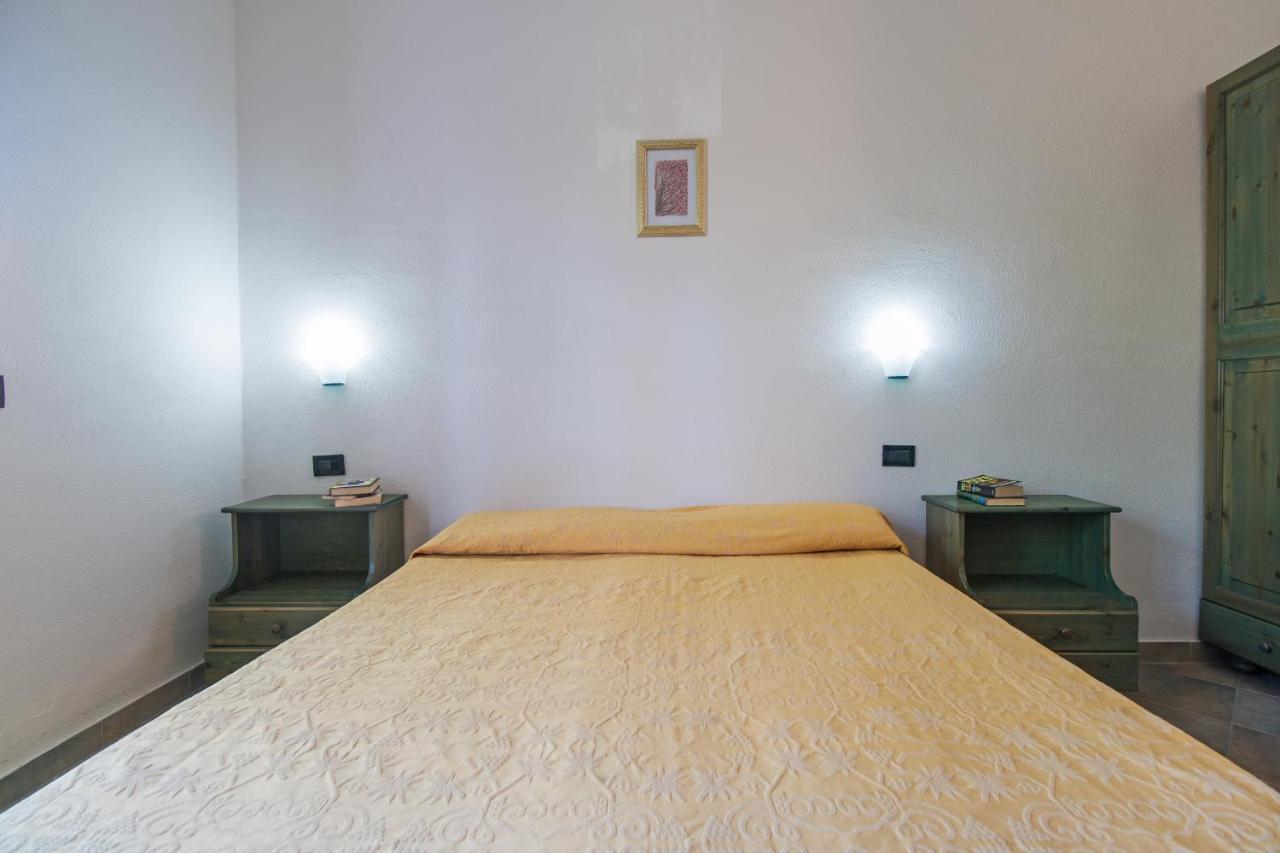 Residenza Gli Ontani Ξενοδοχείο Orosei Εξωτερικό φωτογραφία