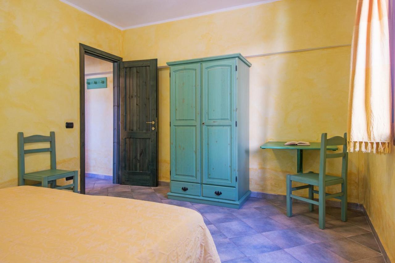Residenza Gli Ontani Ξενοδοχείο Orosei Εξωτερικό φωτογραφία
