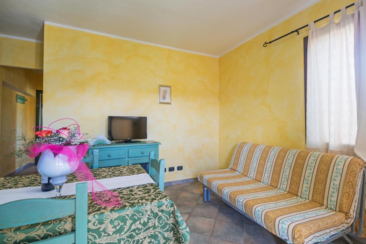 Residenza Gli Ontani Ξενοδοχείο Orosei Εξωτερικό φωτογραφία