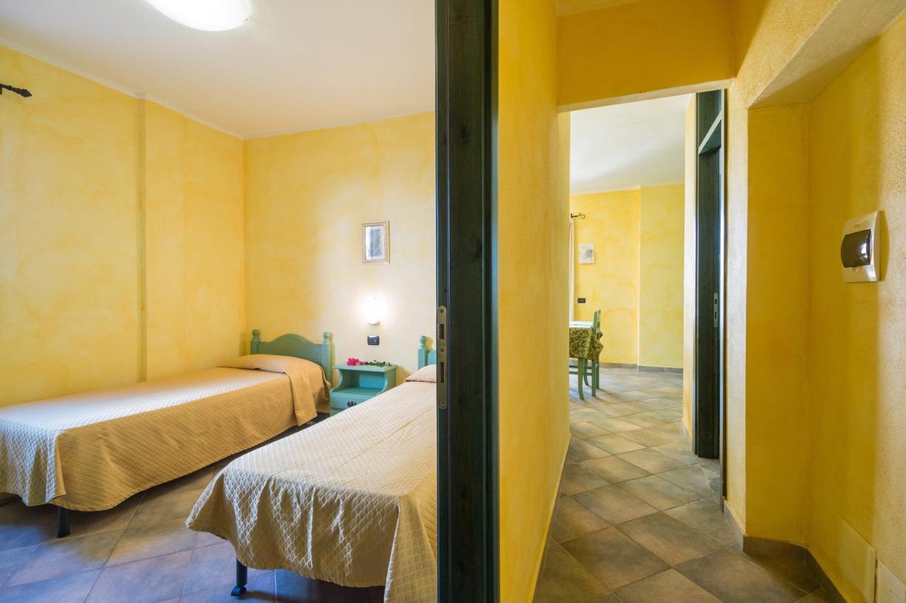 Residenza Gli Ontani Ξενοδοχείο Orosei Εξωτερικό φωτογραφία