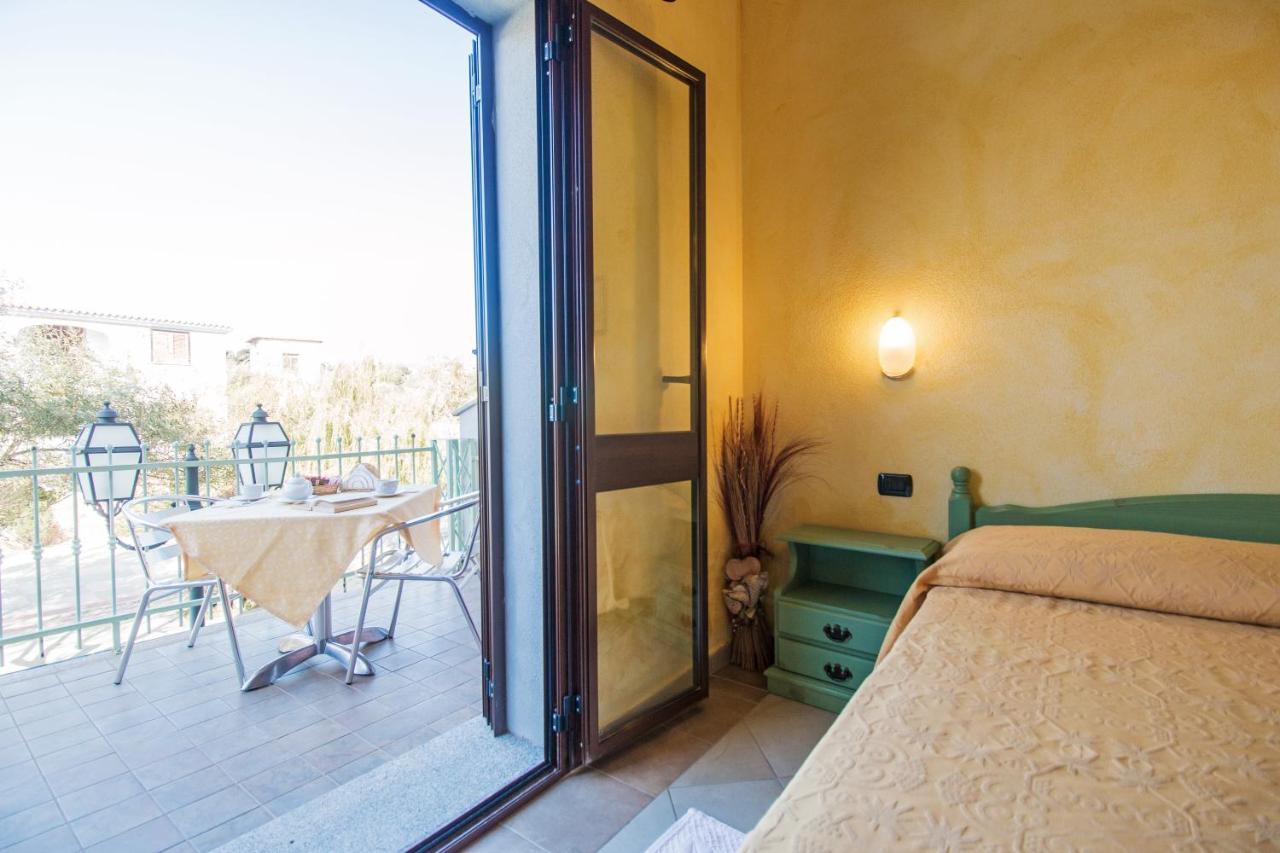 Residenza Gli Ontani Ξενοδοχείο Orosei Εξωτερικό φωτογραφία